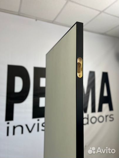 Двери комплект с коробом скрытого монтажа petma