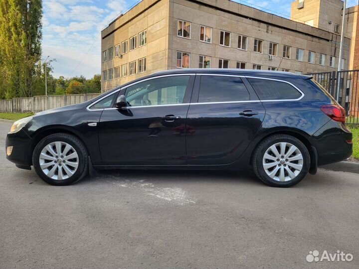 Opel Astra 1.4 МТ, 2012, 297 000 км