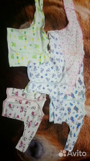 Детские вещи на девочку от 0-6 месяцев