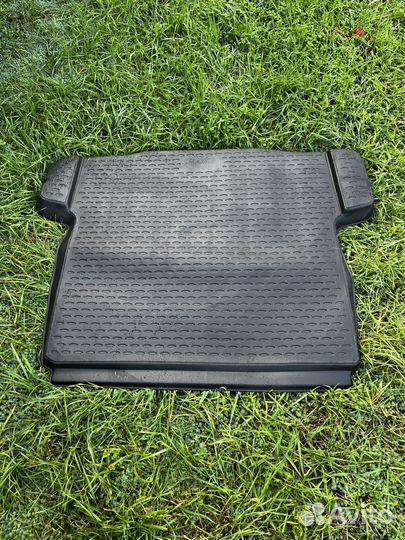 Коврик в багажник Шевроле Круз седан 2010