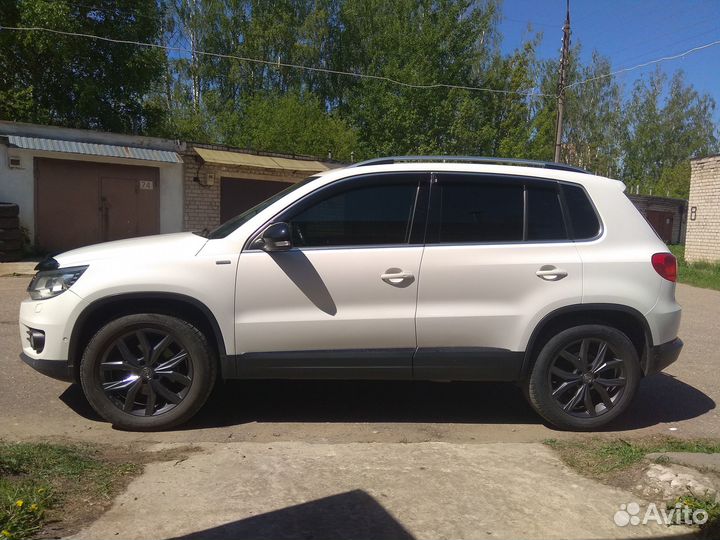 Volkswagen Tiguan 2.0 AT, 2013, 125 000 км