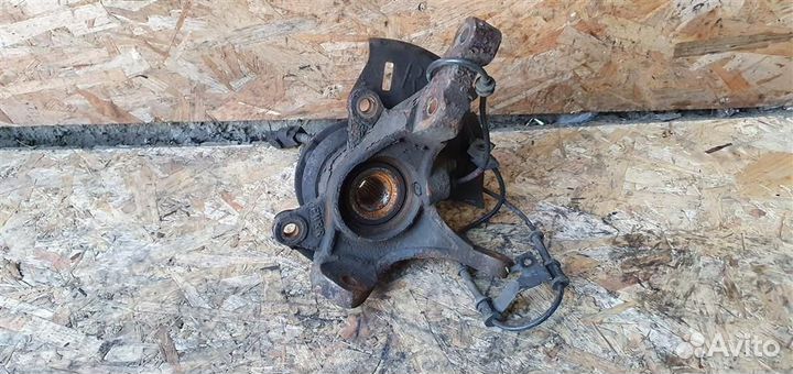 Кулак поворотный передний правый Hyundai i20 2008