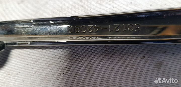 Toyota RAV 4 2006-2013 Молдинг решетки радиатора