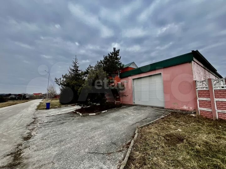 Дом 277,8 м² на участке 15,3 сот.