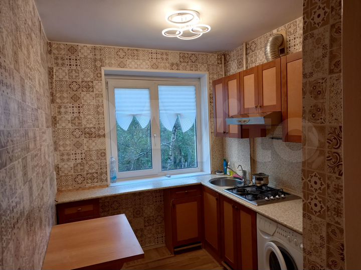 2-к. квартира, 45 м², 4/9 эт.