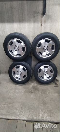 Continental IceContact 2 SUV 215/65 R16 102T