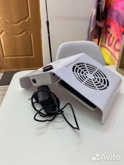 Вытяжка для маникюра и педикюра