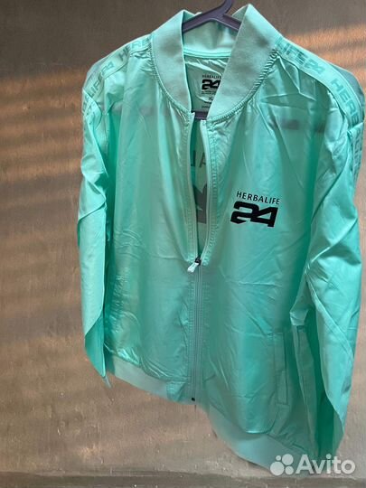 Ветровка Herbalife L XL