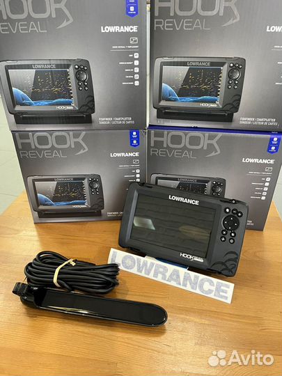Эхолот Lowrance Hook Reveal 9, 7 TripleShot