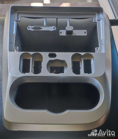 Переходная рамка на largus