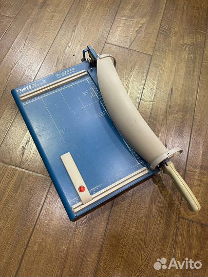 Резак для бумаги сабельный dahle 561