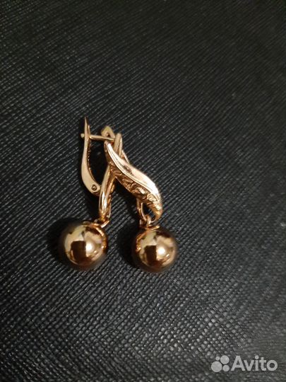 Серьги бижутерия с камушками