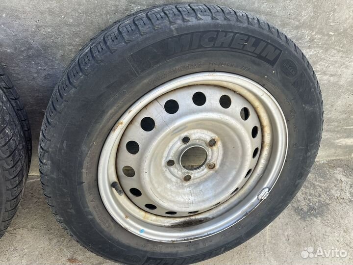 Michelin X-Ice 205/65 R16