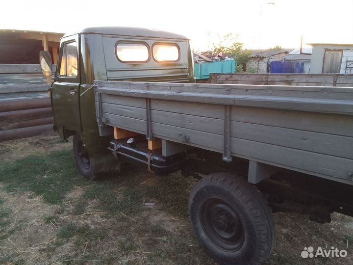 УАЗ 3303 бортовой, 1983