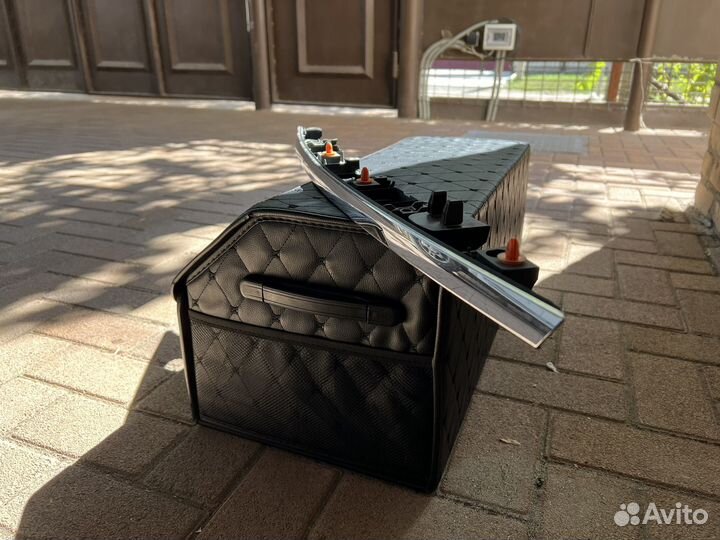 Хром багажника Mercedes w204 рест