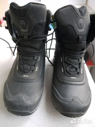 Ботинки трекинговые туристские