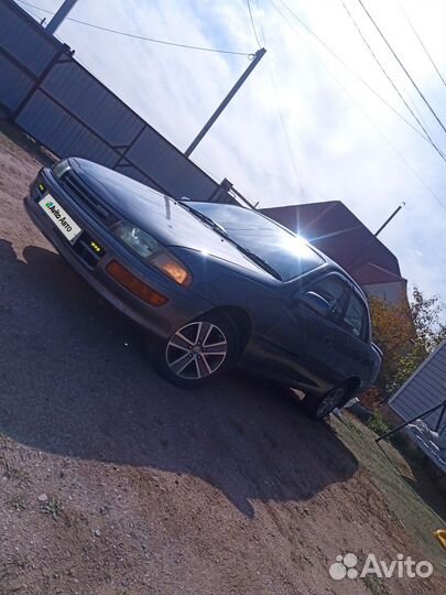 Toyota Carina 1.8 AT, 1993, 160 000 км