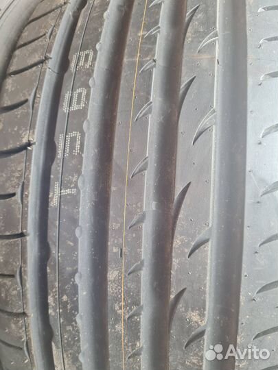 Roadstone N8000 235/45 R17 97W