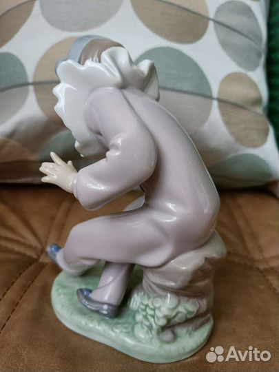 Фарфоровая статуэтка Naо by Lladro Клоун с собакой