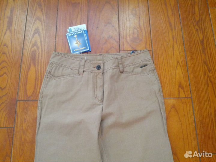 Джинсы женские Finn Flare