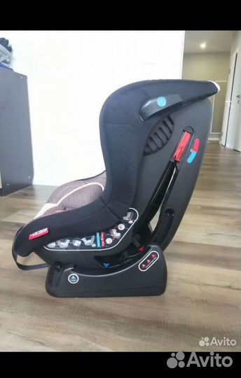 Автомобильное детское кресло от 0 до 18 кг