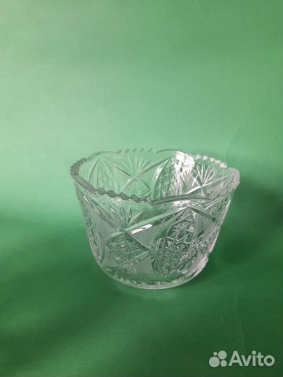 Винтажные вазы из хрусталя