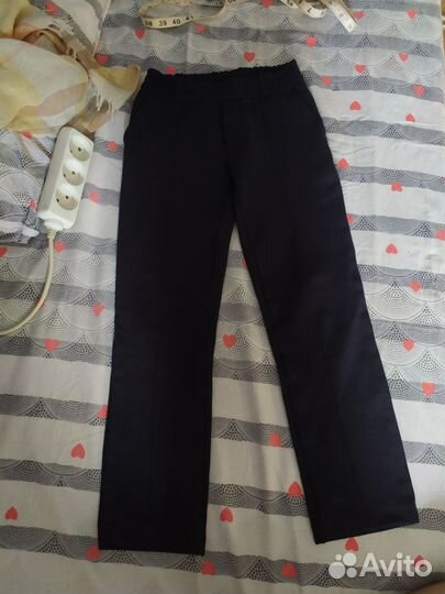 Школьная форма 1-3 класс б/у брюки, жилетка, кофта