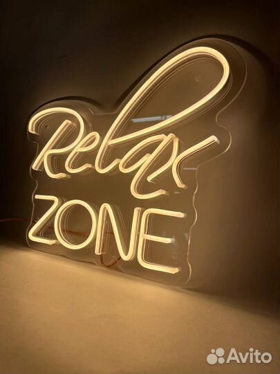 Неоновая вывеска кофе