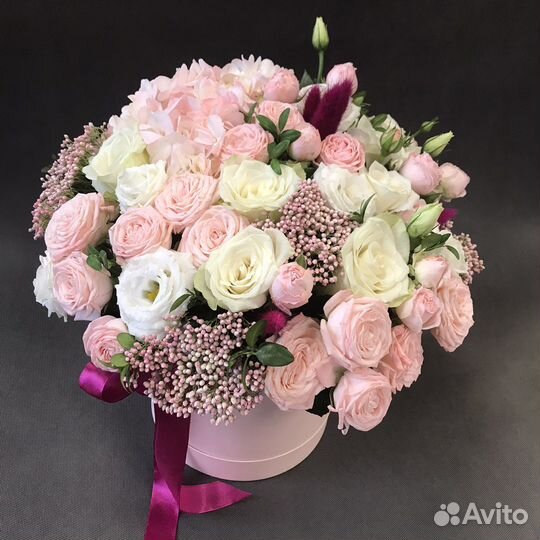 Букет цветы в коробке