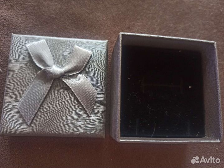 Коробка подарочная