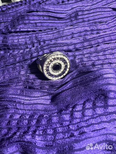 Кольцо с ониксом bvlgari