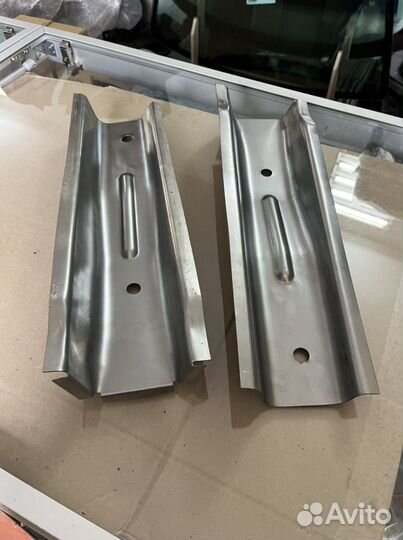 Поперечина кронштейна сидений Ваз 2110-12- приора