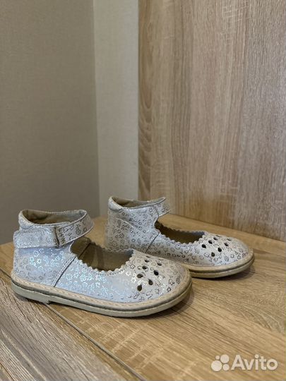 Туфли для девочки 26 размер