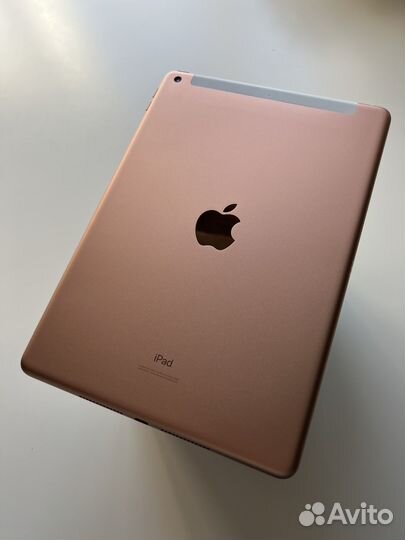 iPad 7 10.2” 128GB Gold Wi-Fi + LTE, в идеале