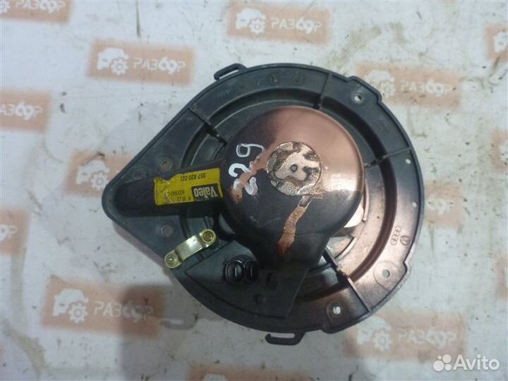 Мотор печки Volkswagen Passat B4 AEK 1995