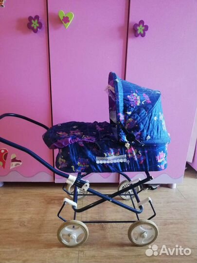 Коляска для кукол