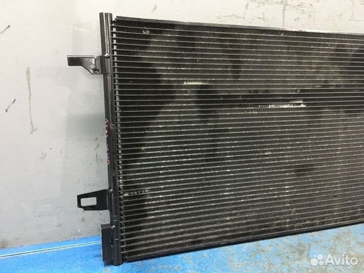 Радиатор кондиционера Chrysler Voyager 4
