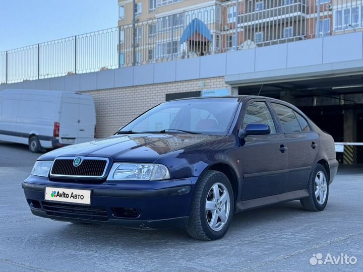 Skoda Octavia 1.6 МТ, 1997, 310 000 км