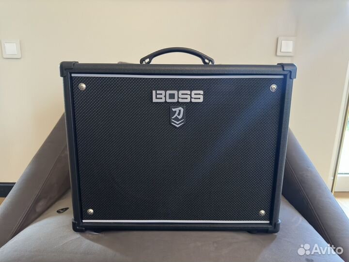 Комбоусилитель для электрогитары