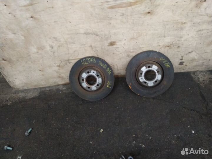 Тормозные диски комплект переднее Audi A4 B6