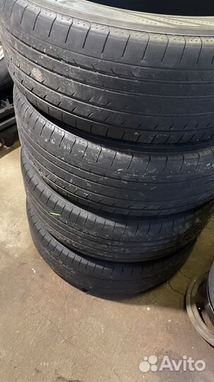 Yokohama BluEarth RV-02 235/65 R18