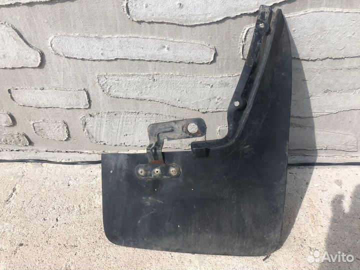 Брызговик задний правый Ssang Yong Actyon с 2006