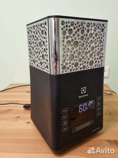 Увлажнитель воздуха Electrolux