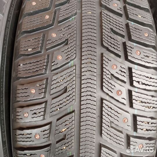 Kumho I'Zen KW22 235/60 R16 104T