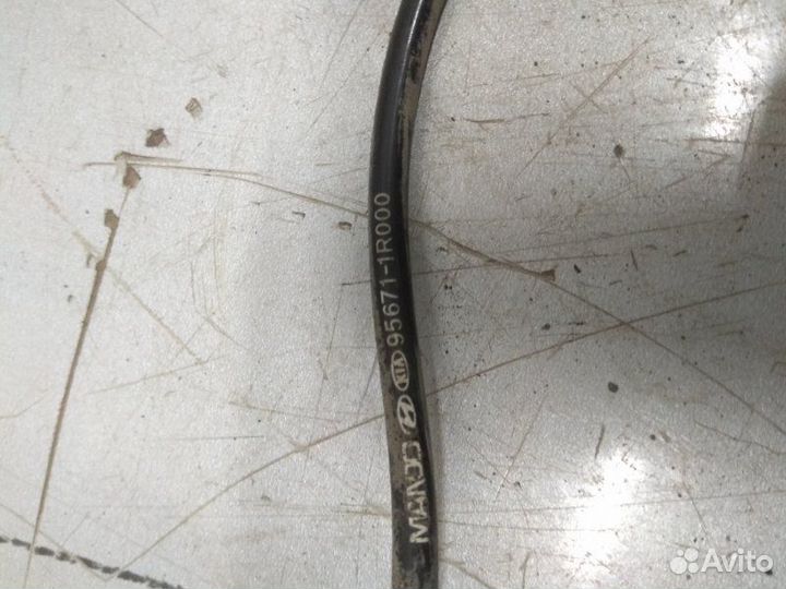 Датчик abs передний правый Hyundai Solaris седан