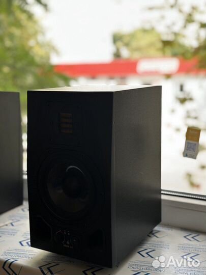 Adam a5x студийный монитор