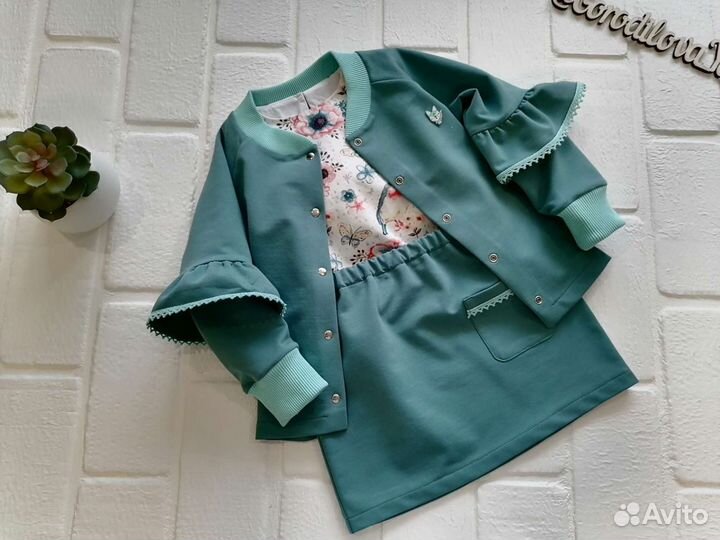 Новый комплект одежды капсула для девочки