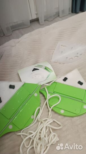 Магнитная щетка для мытья окон