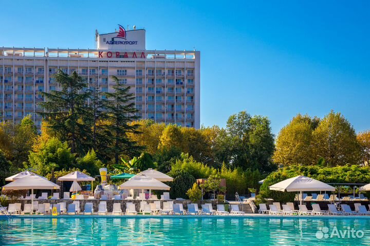 Матрос-спасатель на пляж