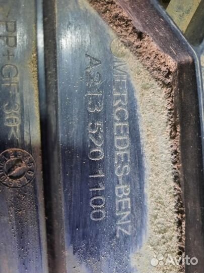 Пыльник бампера передний левый Mercedes-Benz